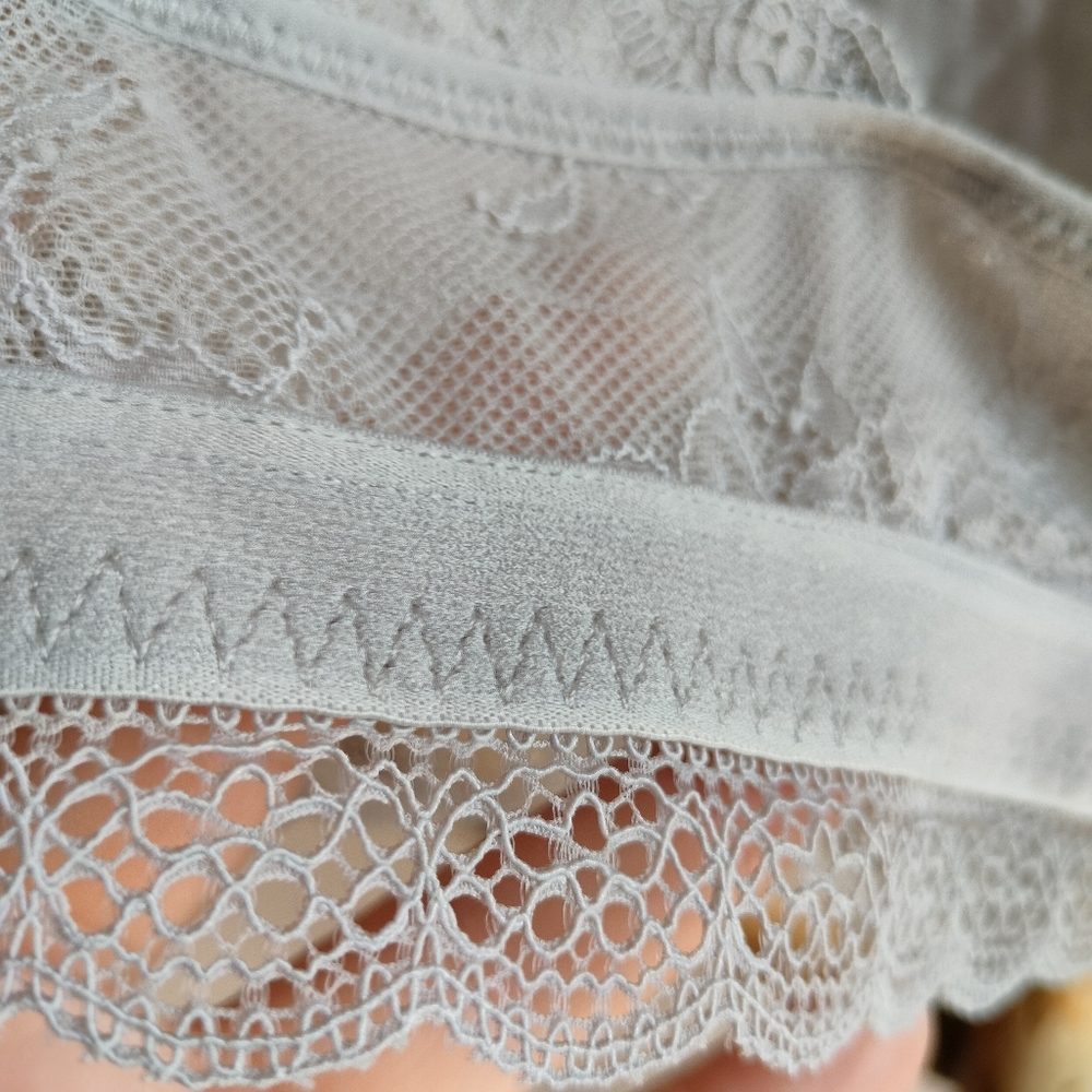 H&M Grey Lace Bralette - Picture 5 of 13